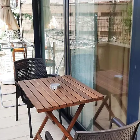 Sanisu Apartment