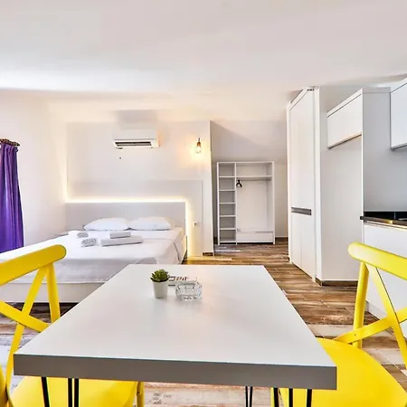 Apartman Sanisu Kaş